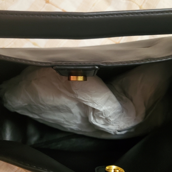 Purse - Picture 2 of 7